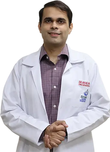 akhil-monga-vascular-surgeon.webp